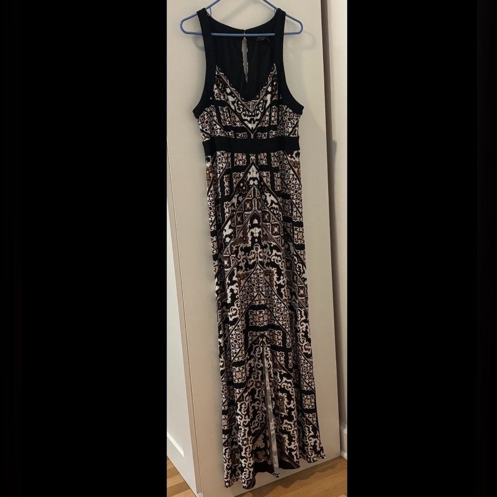 White House Black Market Women’s Maxi Dress, Size Large, Excellent Condition!